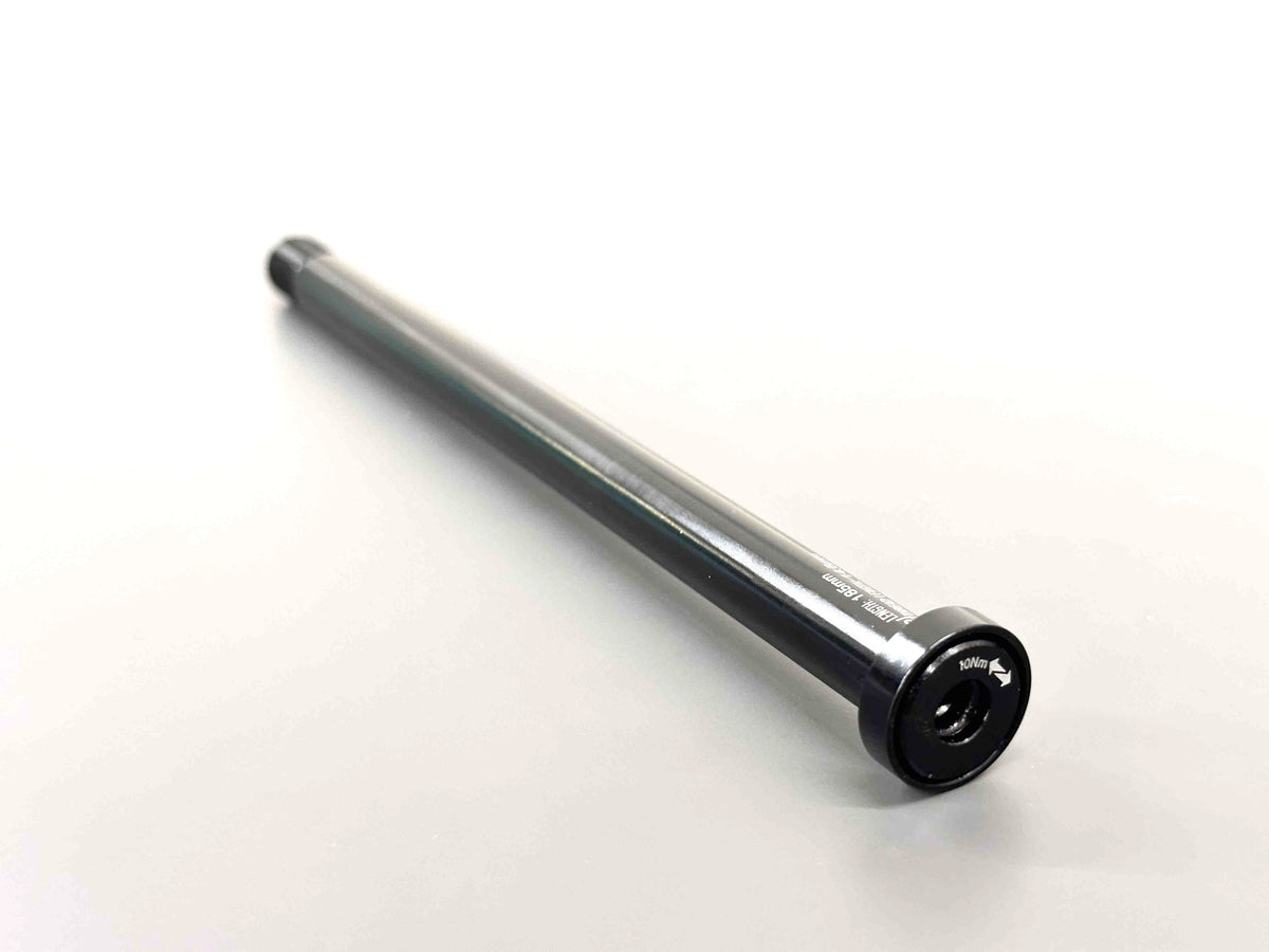UDH Rear Axle - Solid